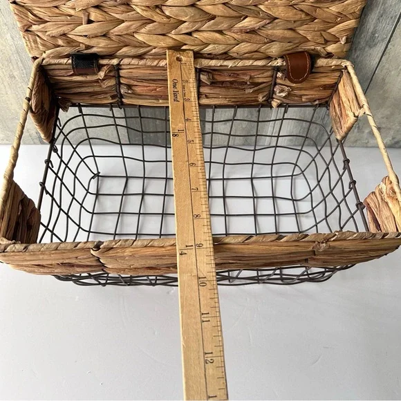 🌴Farmhouse Metal Wire Storage Basket with Removable Woven Wicker Top - Picture 12 of 14